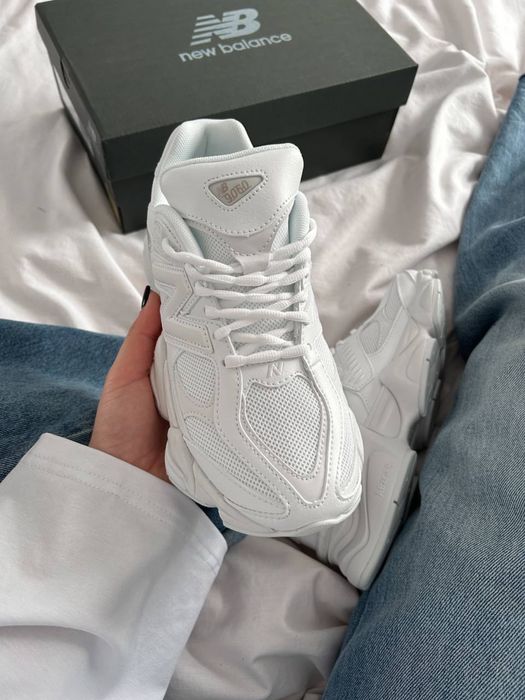 New. Balance 9060 Triple white r38