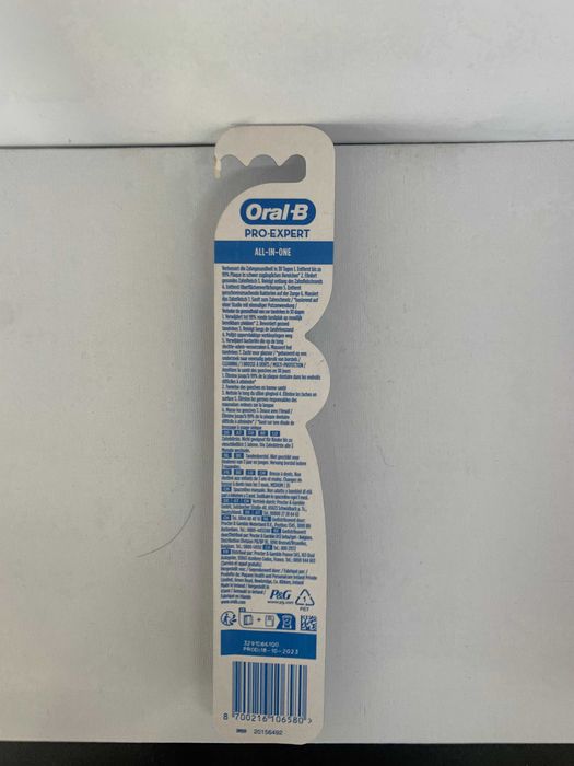 Oral-B Pro Expert Pulsar Toothbrush Medium Black