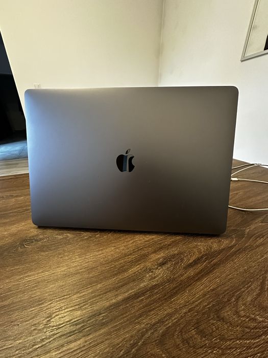 Macbook 15 pro 15”