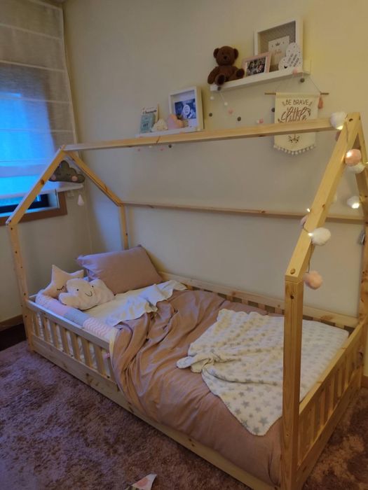 Cama casa Montessori