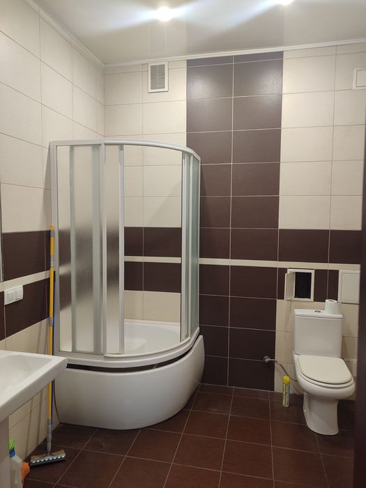 Без %. Продаж ШИКАРНОЇ 1-ї кв на ОБОЛОНІ. Вул. Івасюка 4. 2 поверх.