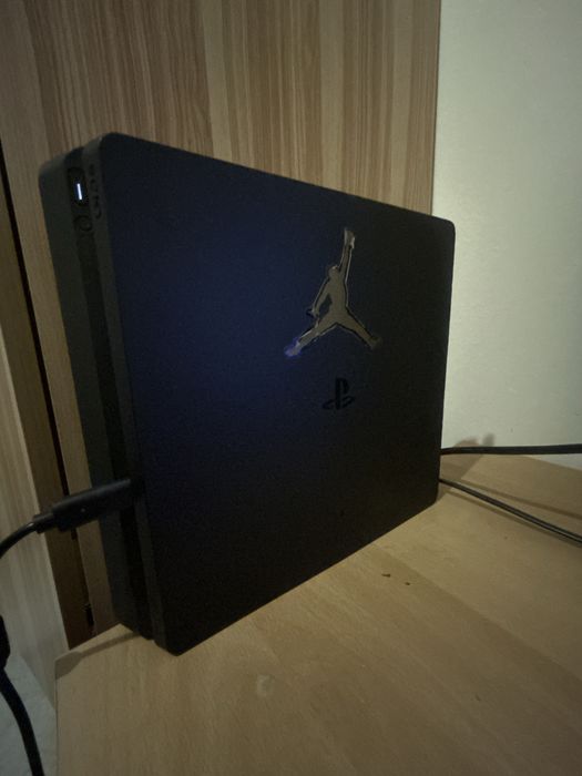 Vendo PlayStation 4
