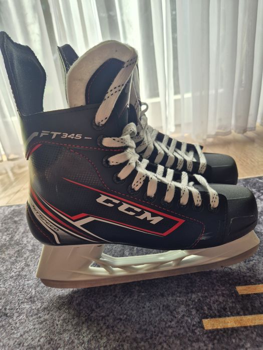 Łyżwy hokejowe CCM