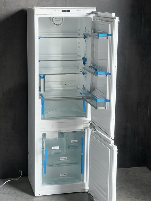 LUX!!! Холодильник Miele KFN 37452 IDE  Льод NoFrost Дотяжки