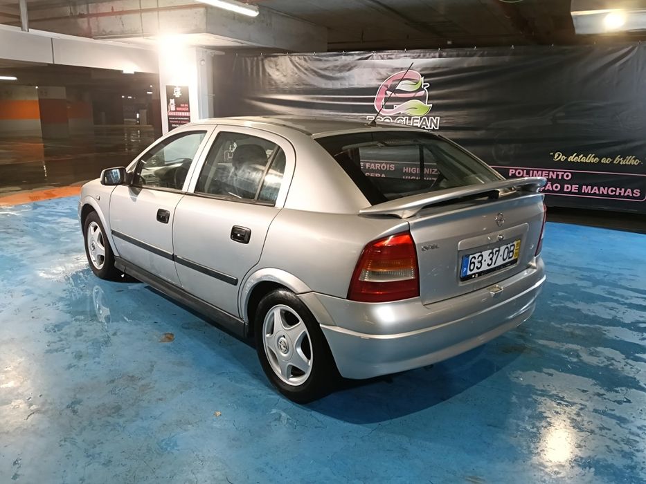 Opel astra impecável