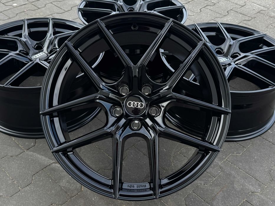 AUDI A3 A4 Q3 felgi aluminiowe 17'' 5X112 TOMASON Niemieckie