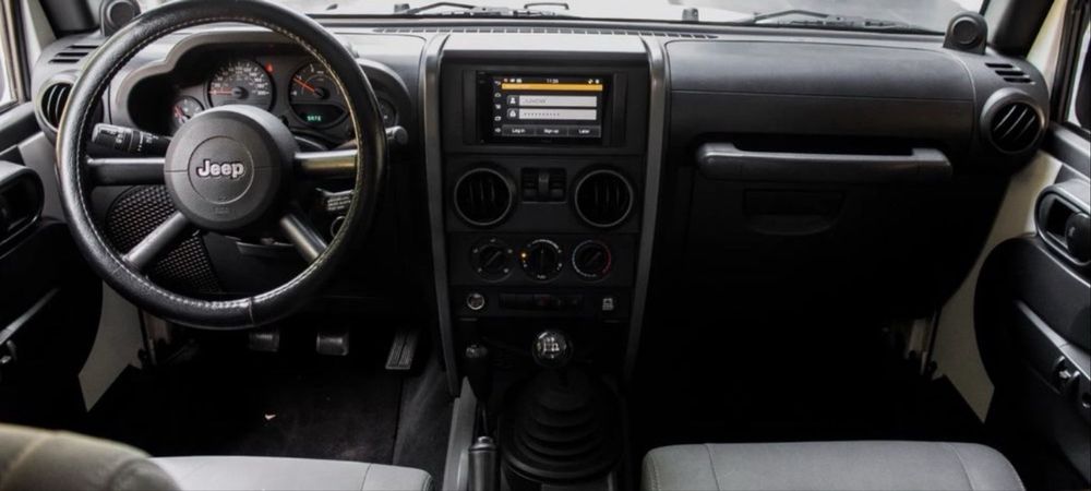 Jeep Wrangler — fotografia 8