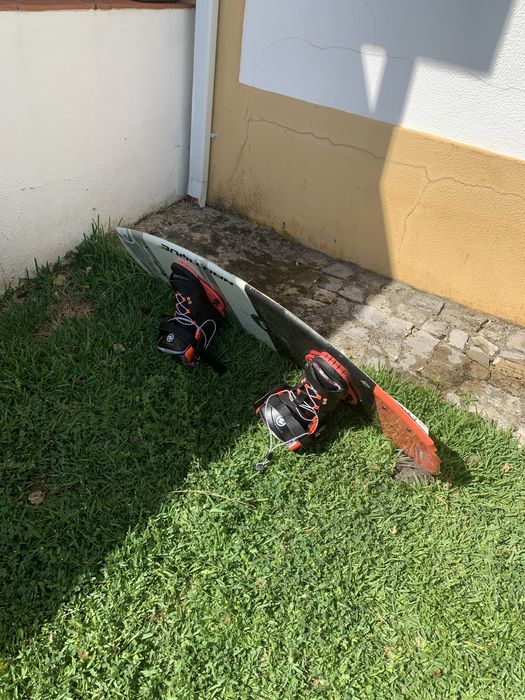 Prancha de wake board hyperlite