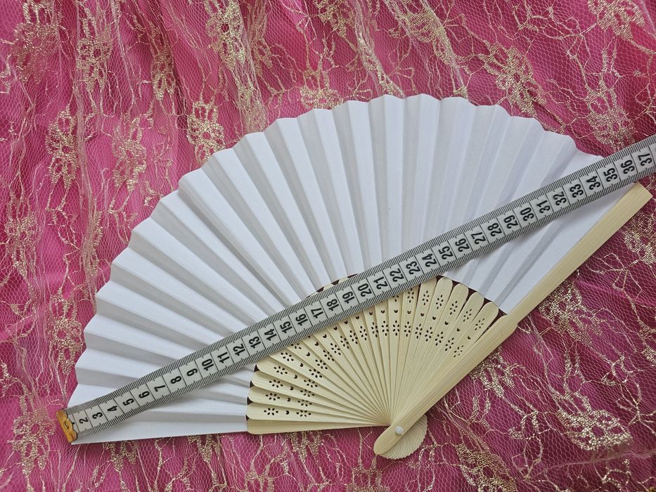 Віяло біле мереживне дерев'яне для фотосесії Весілля танців веер  фото