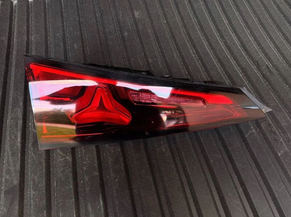 Lampa tylna komplet Mercedes-Benz E W214 (2024)