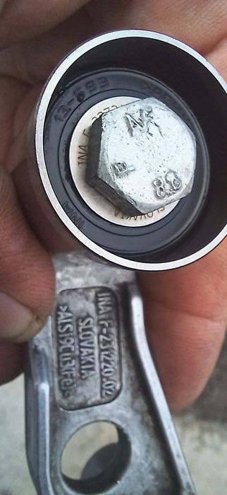 Комплект ГРМ + Помпа Гольф 4 1.4 16v