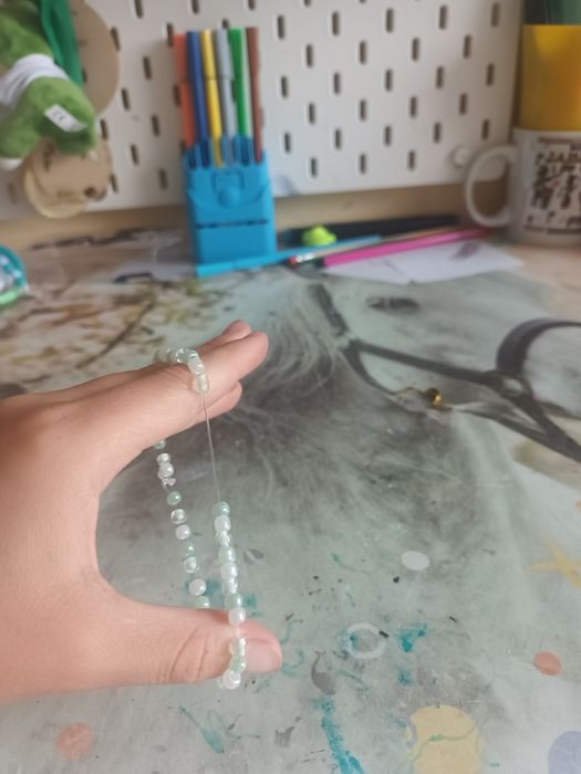 Bransoletka na żyłce