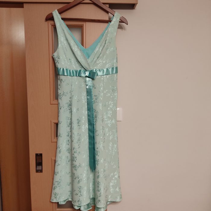 Sukienka seledynowa rozm L