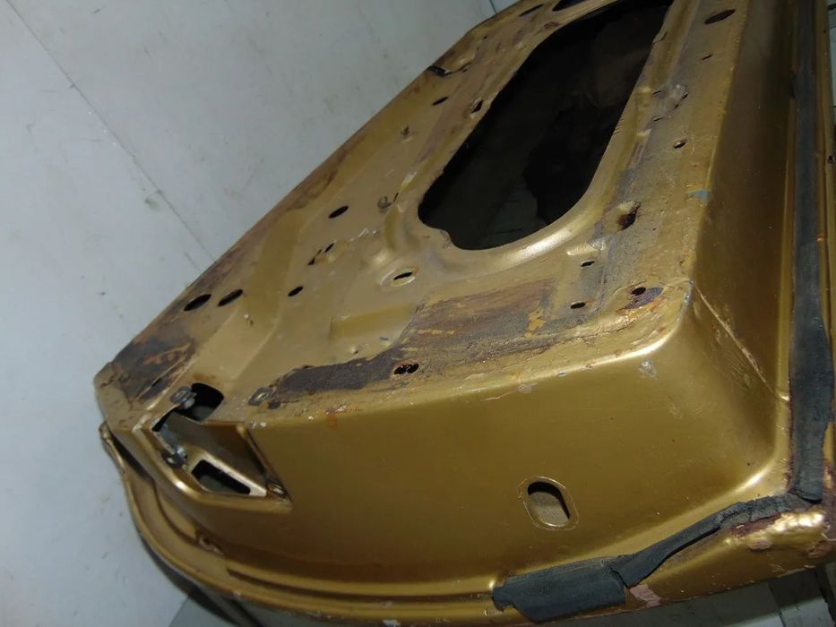 Mercedes W107 porta " nova de stock antigo