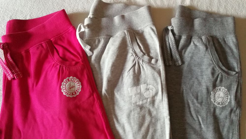 5 Peças l 2 sweats/casacos + 3 Corsários 9/12 Anos