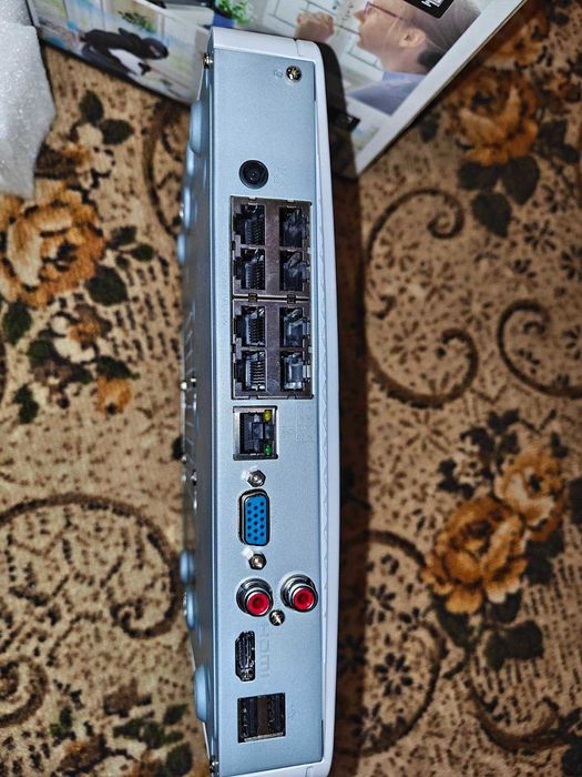 Відеореєстратор Dahua DHI-NVR2108-8P-I2