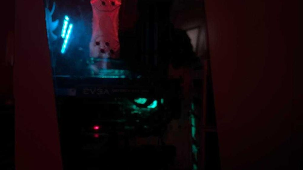 I7 9ª ger. Placa ASUS Maximus ROG X RGB EVGA, 32Gb ram, Fonte 750 EVGA