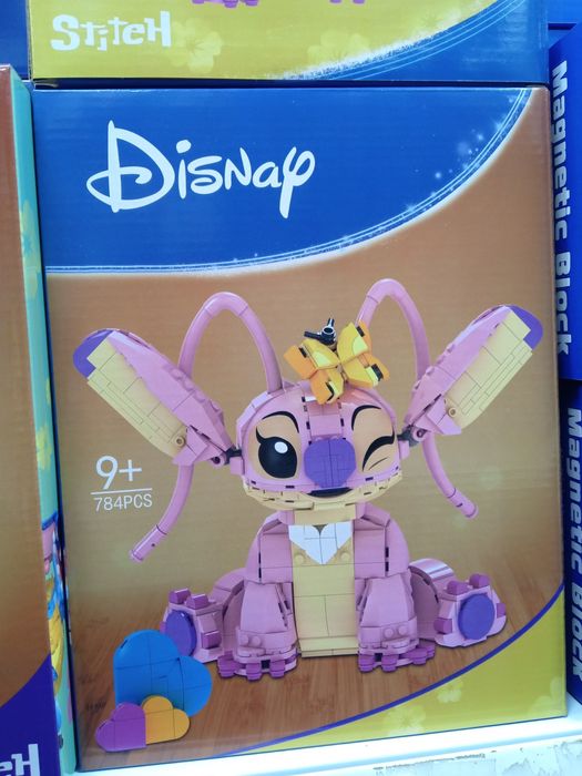Klocki Disney Stitch – 784 elementy, zestaw konstrukcyjny 9+
