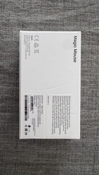 Rato Apple magic mouse com caixa e cabo.