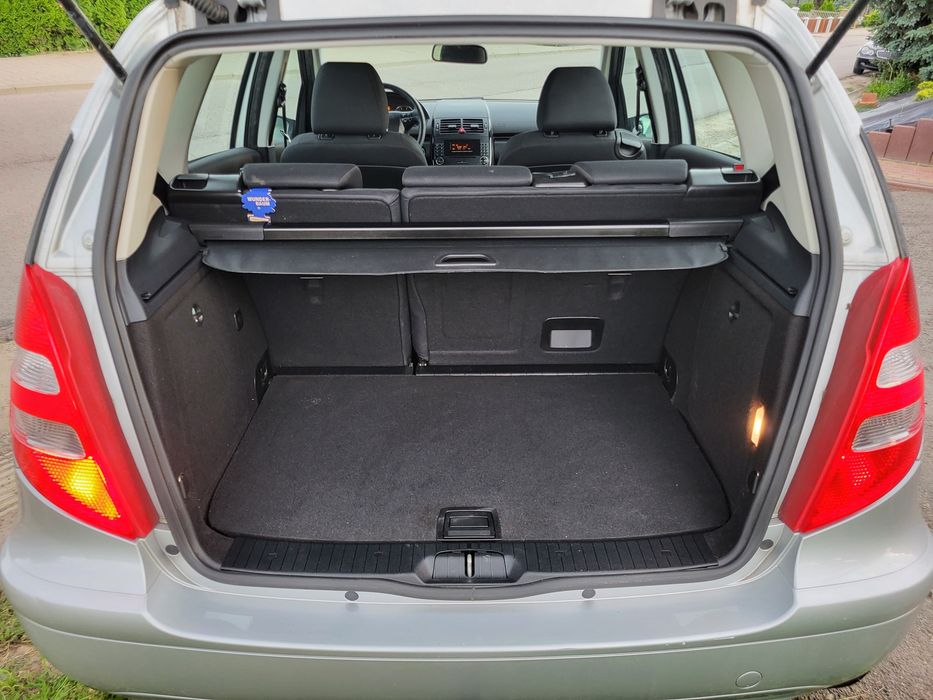 Mercedes  A Klasa ,A 150, Bogate wyposażenie,  2 x Koła ,zadbany,DE