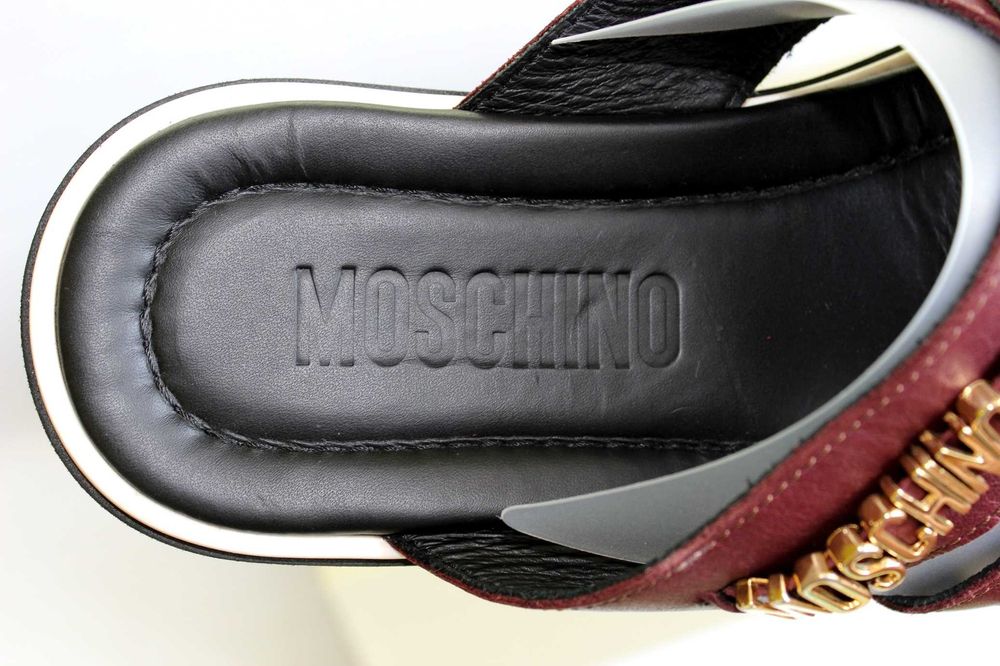 Шлепки, шлепанцы Moschino. Италия. Р-Ры 40-44.