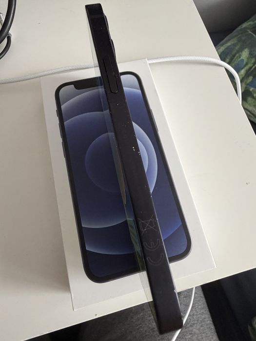 iPhone 12 mini 64GB czarny 76% baterii