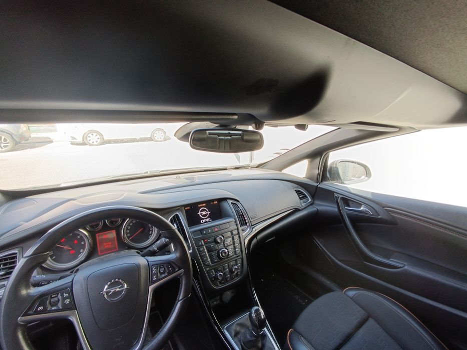 Opel Cascada Cabrio 2.0 CDTi