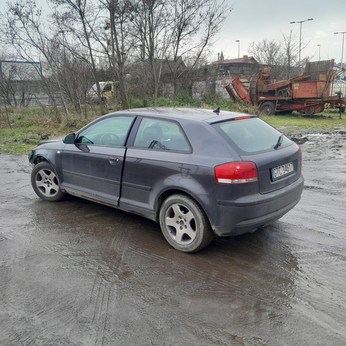 Audi a3 8P 2004r  2.0tdi na części