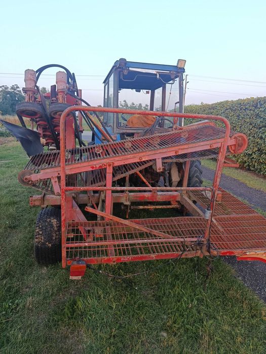 Kombajn do czosnku,pora,selera z nacią