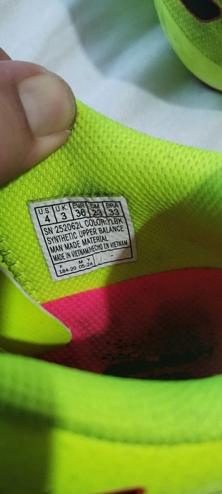 Chuteiras Skechers 36