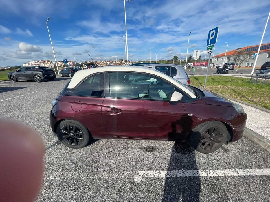 Opel Adams em bom estado