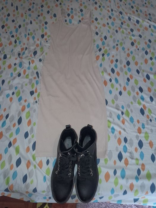 Vestido tamanho s elástico e bota