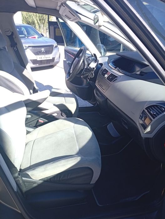 Cintroen C4 exclusive ano 2009