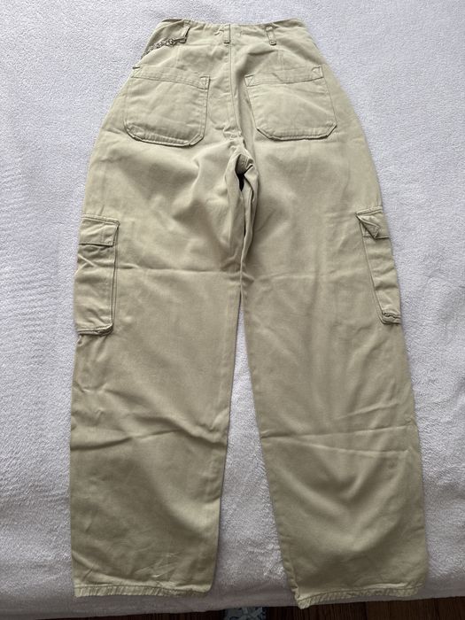 Stradivarius beżowe spodnie cargo r. 34 XS