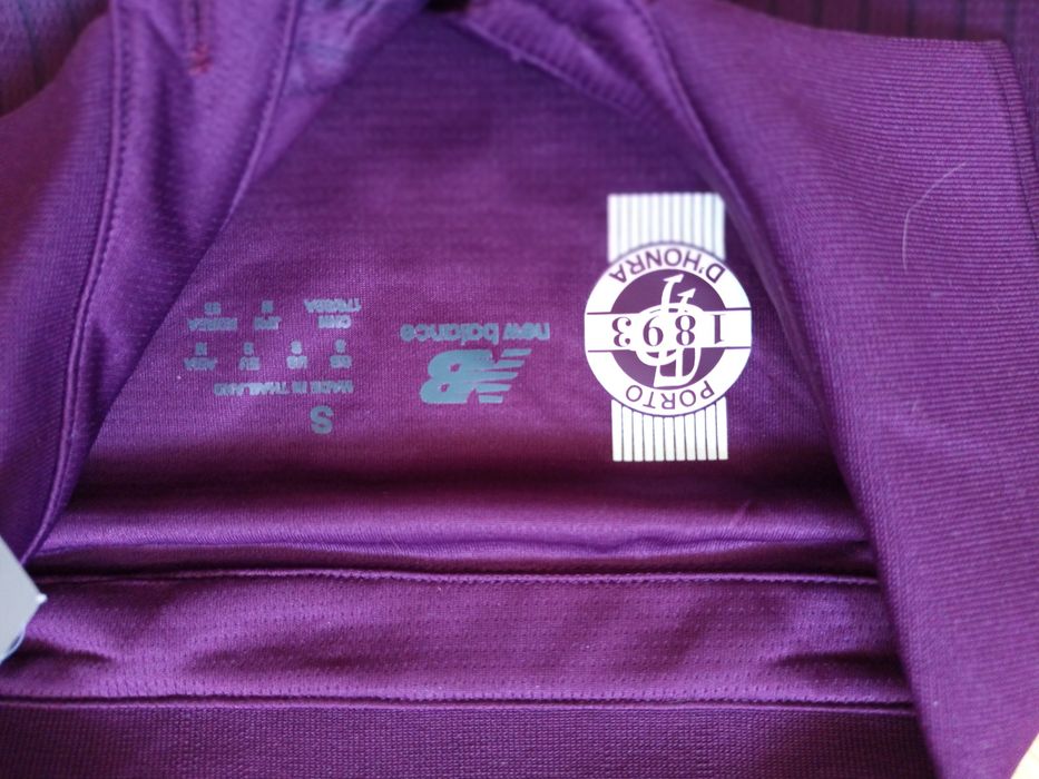 Camisola Roxa FC. Porto 26/27 S - entrega imediata