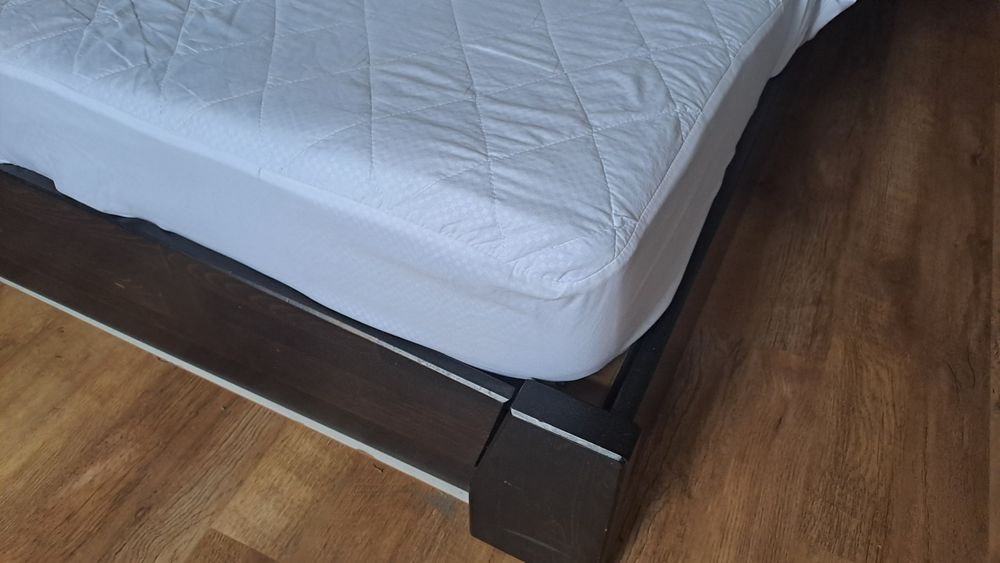 Наматрасник  с  боковушками 90×190