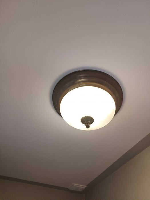 Aplique tecto vidro lapidado e latão