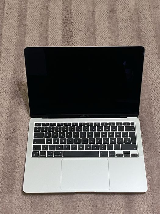 Ноутбук Apple MacBook Air 13 2020 A2337