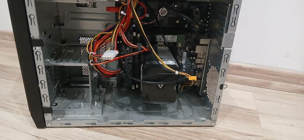 Komputer stacjonarny Medion