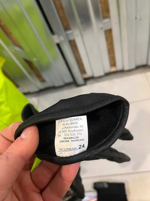 Rękawiczki skórzane wojskowe galowe w rozmiarze 24