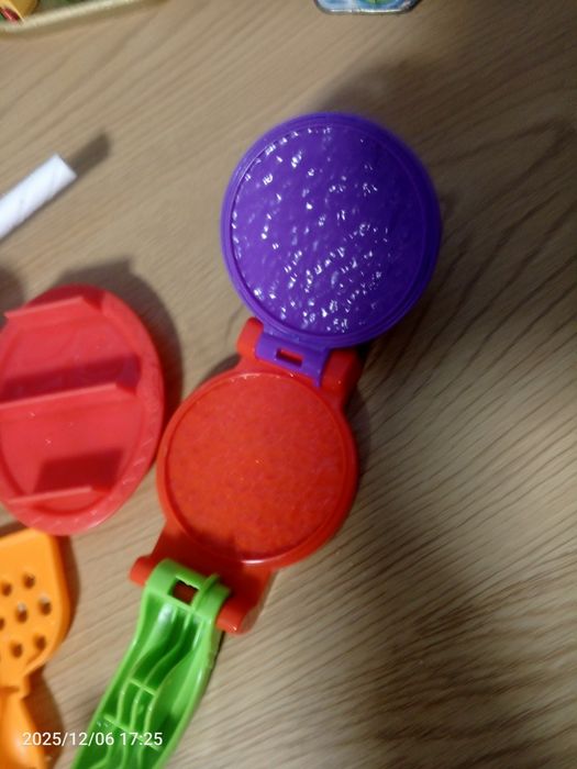 Набір інструментів Play-Doh  для ліплення та творчості