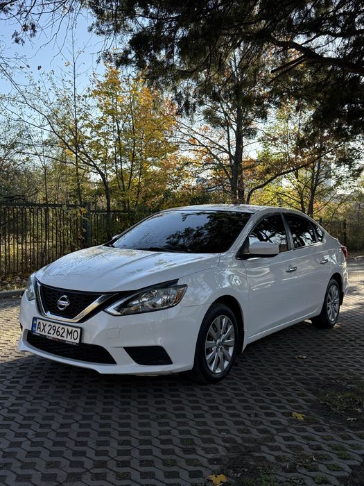 Nissan Sentra 2017-АКПП, 6 литров расход город