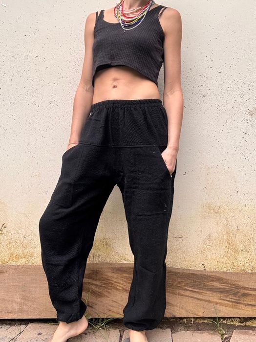 Spodnie wełniane czarne