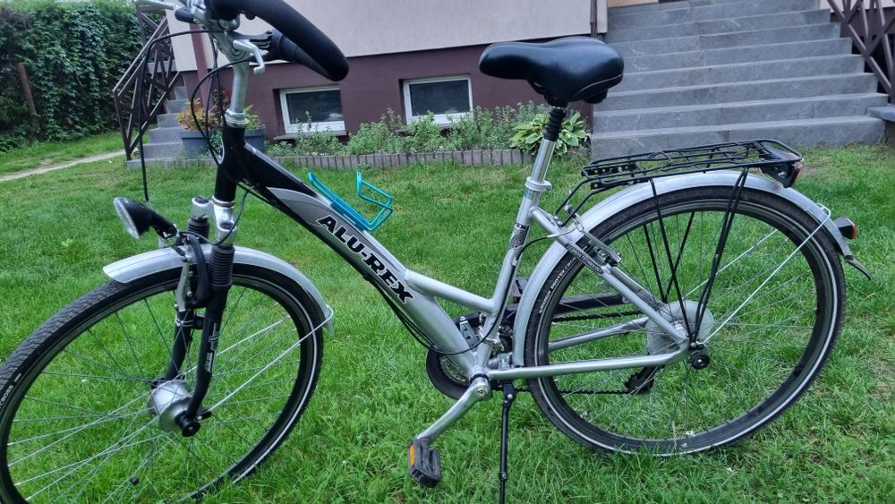 Rower trekkingowy 28"