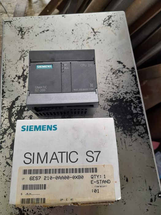 80SIEMENS 6ES7 210-0AA00-0XB0