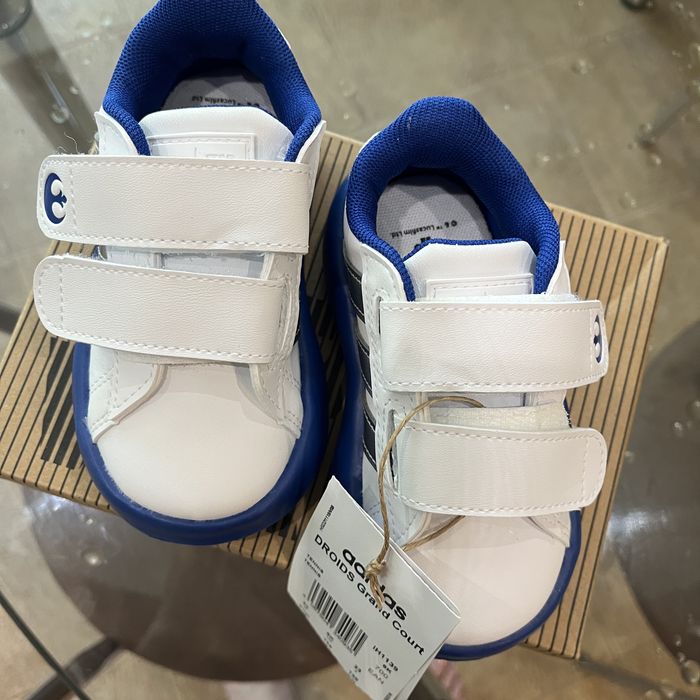 Дитячі кросівки adidas DROIDS Grand Court