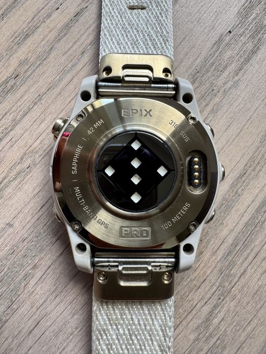Garmin EPIX Pro 42mm SAPPHIRE EDITION Soft Gold GWARANCJA do 09.2027