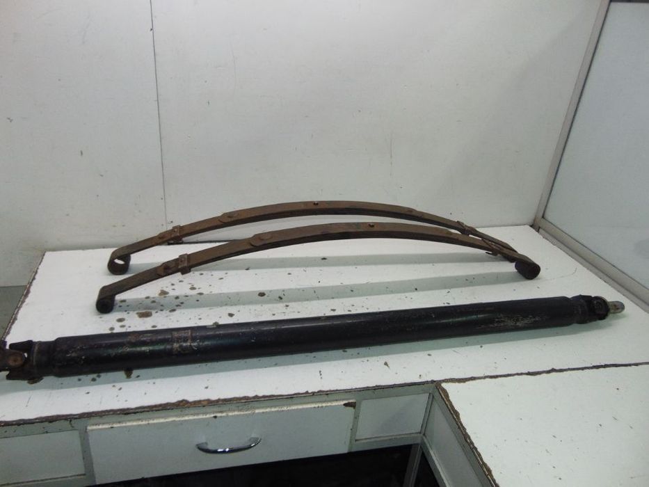 Datsun 1200 molas da suspensão " usado em bom estado