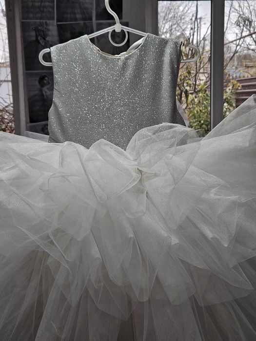 Сукня сніжинка плаття на дівчинку білого кольору Сукня янгол