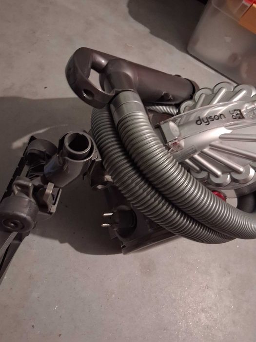 Aspirador DYSON DC 32